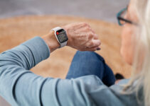 Apple Watch reveals we should be getting more sleep
