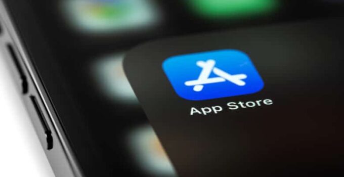 Apple will allow in-app payment methods to be updated